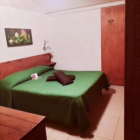 Valentino 3*