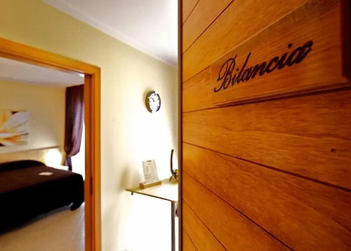 לינה וארוחת בוקר Valentino