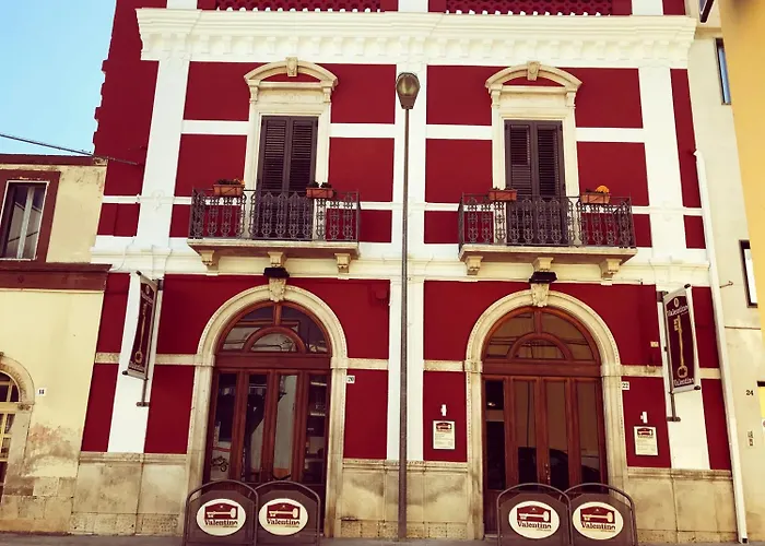 Valentino לינה וארוחת בוקר 3*