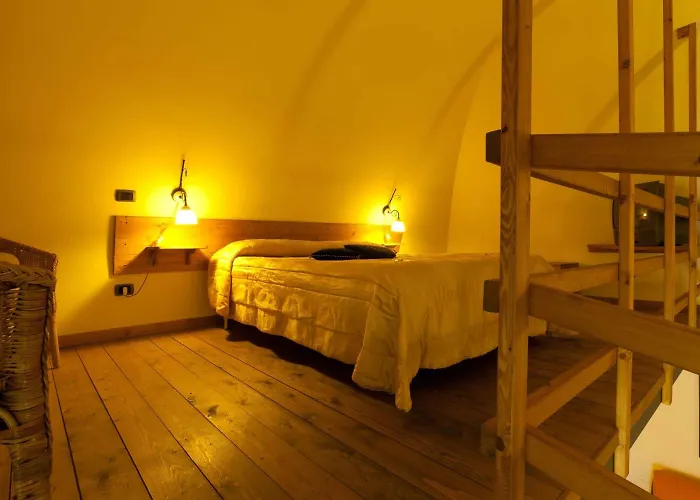 לינה וארוחת בוקר Valentino 3*